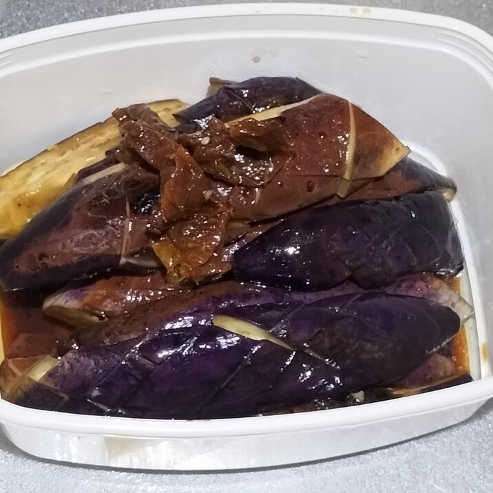 簡単作り置き♪ドライトマトで茄子の洋風煮浸し